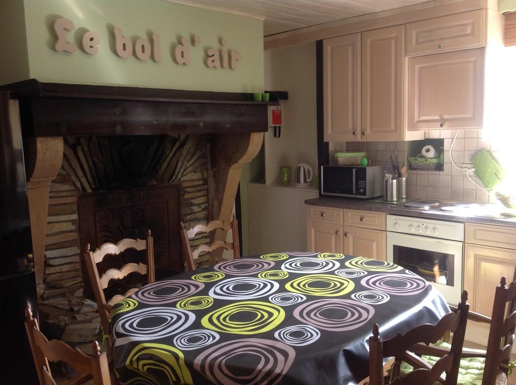 Gite Le Bol D'Air Puilly-et-Charbeaux Room photo
